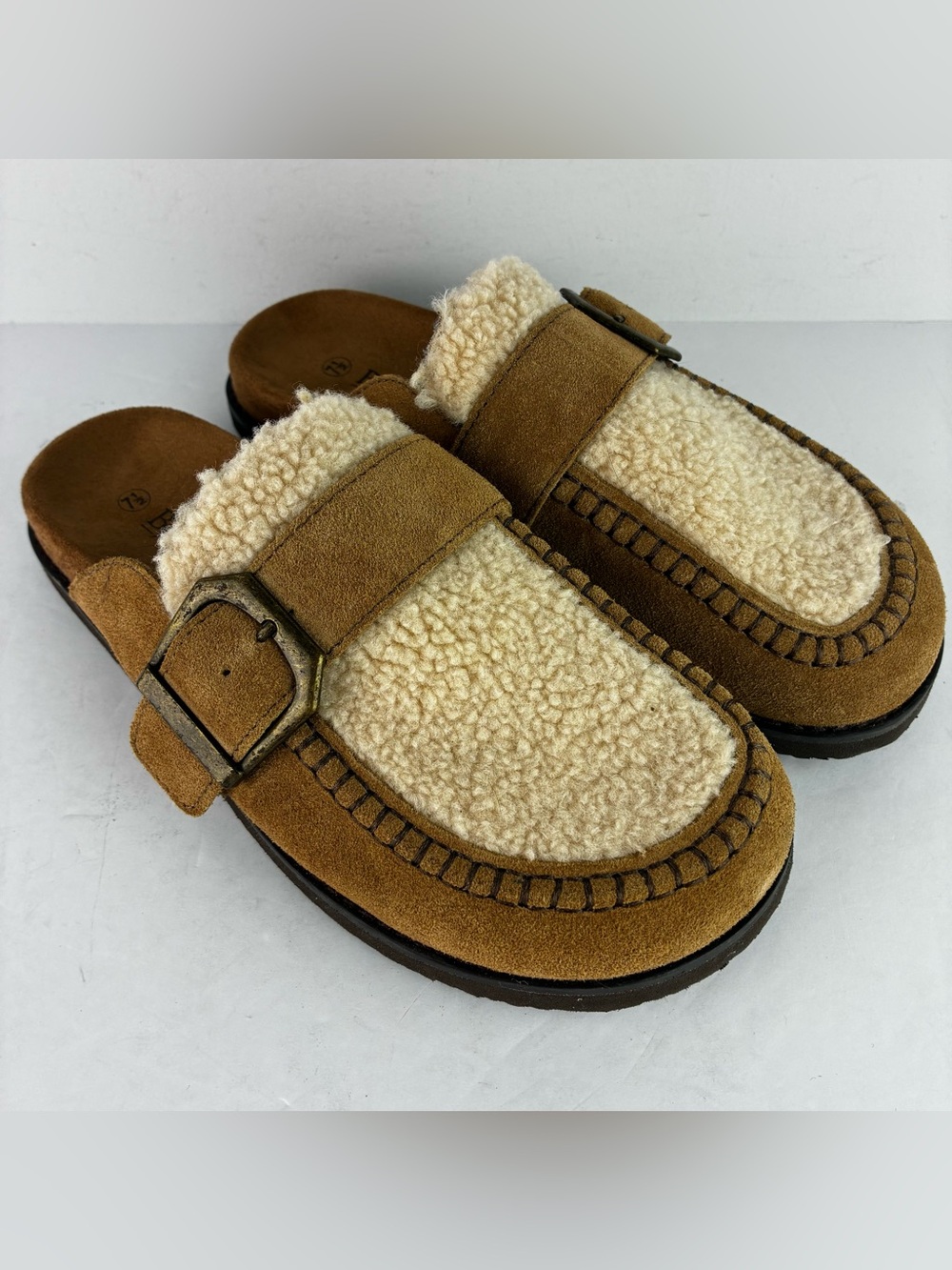 Bjorndal Tate Suede & Fleece Clogs NWOT